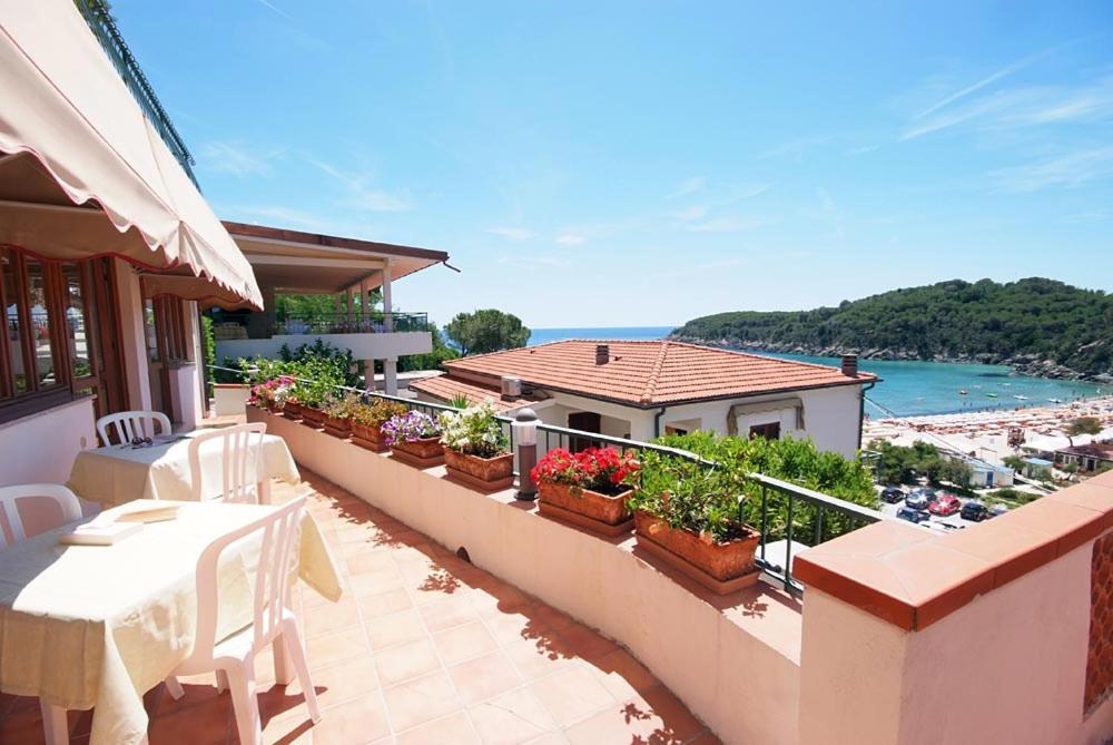 Hotel Alma Фетовая Екстериор снимка